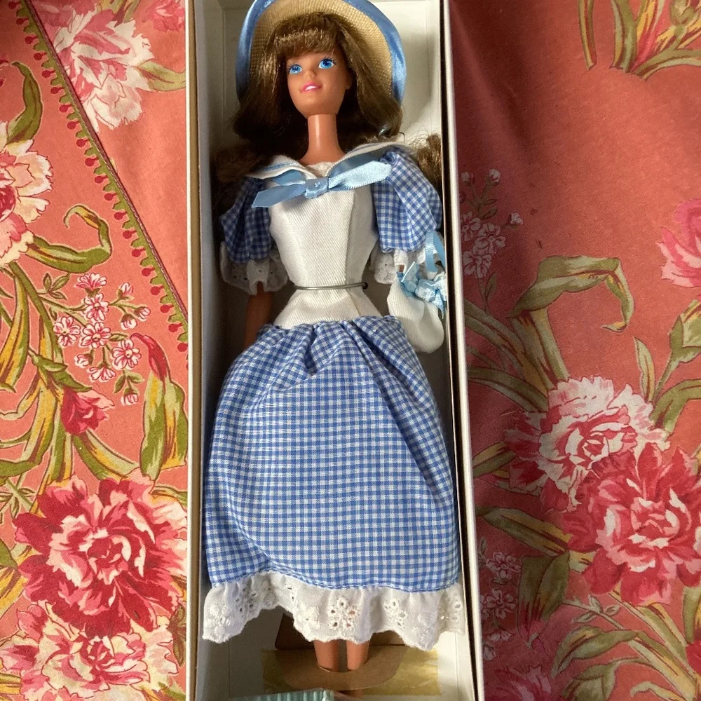 Barbies - Picture 3 of 8